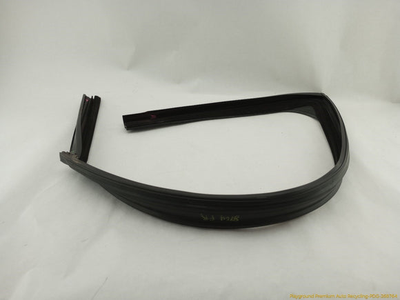 Alfa Romeo Stelvio Passenger Right Front Door Seal Weatherstrip