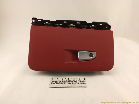 Alfa Romeo Stelvio Glove Box