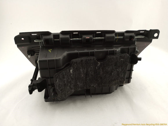 Alfa Romeo Stelvio Glove Box