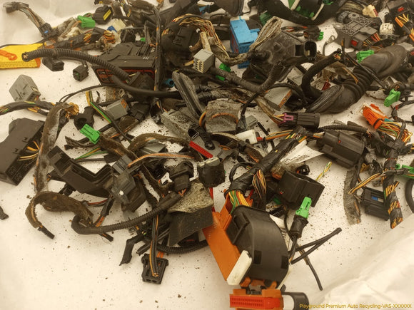Volvo V50 Vehicle Wiring Pigtails