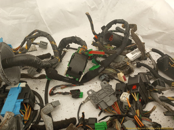 Volvo V50 Vehicle Wiring Pigtails