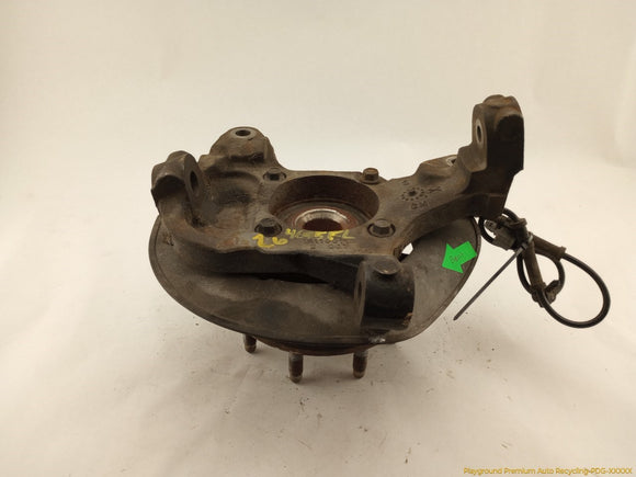 Hummer H2 Driver Left Front Spindle Knuckle Hub