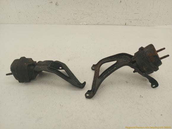 Cadillac Eldorado Pair Of Engine Mount Brackets