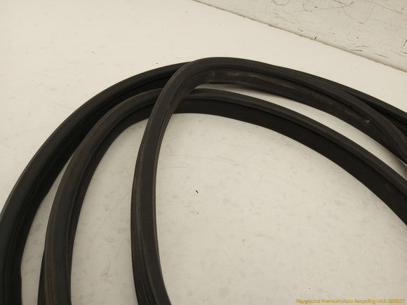 Mitsubishi Eclipse Trunk Lid Seal Weatherstrip