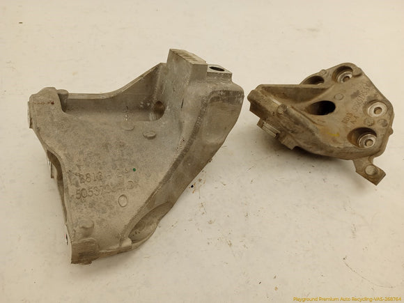 Alfa Romeo Stelvio Pair Of Engine Mount Supports