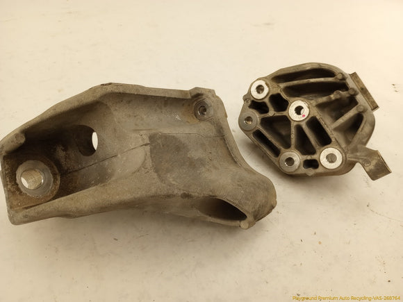 Alfa Romeo Stelvio Pair Of Engine Mount Supports
