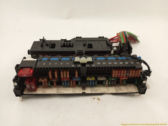 BMW 323i Cabin Fuse Box