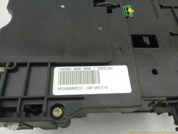 BMW 323i Cabin Fuse Box