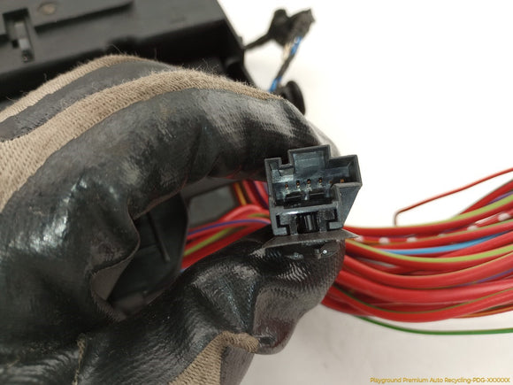 BMW 323i Cabin Fuse Box