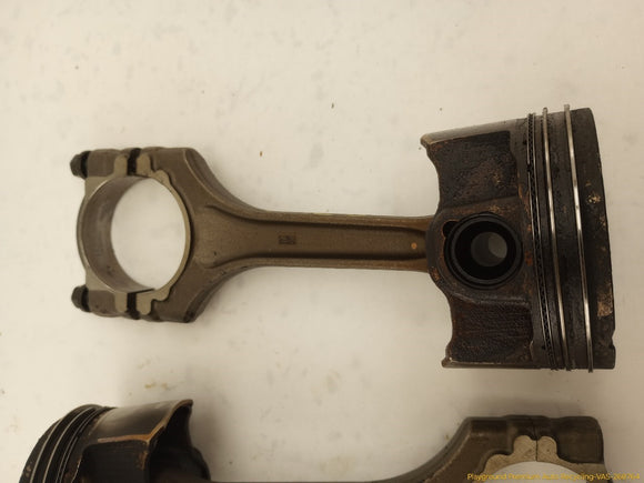 Alfa Romeo Stelvio Engine Piston & Connecting Rods Set