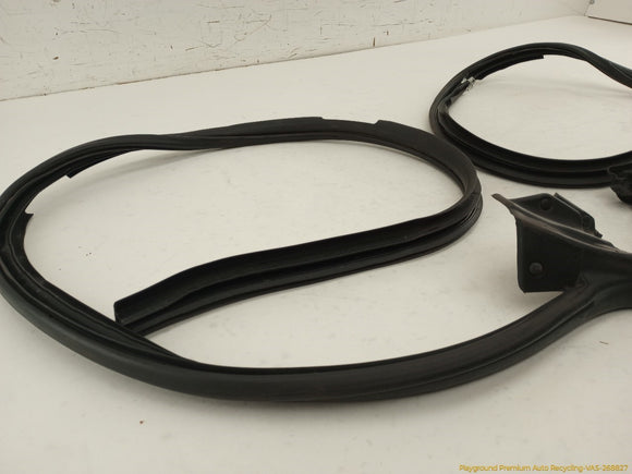 Mitsubishi Eclipse Pair Of Front Door Seal Weatherstrips