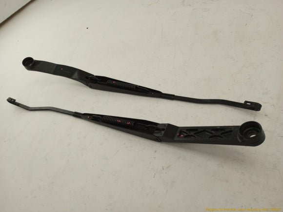 Mitsubishi Eclipse Pair Of Windshield Wiper Arms