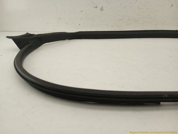 Mitsubishi Eclipse Tailgate Trunk Hatch Seal Weatherstrip