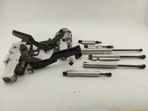Mitsubishi Eclipse Convertible Top Mechanism & Hydraulic Lift Assembly