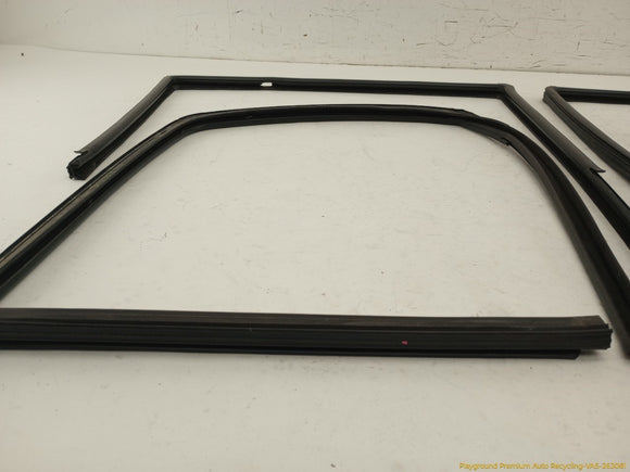 Jeep Cherokee Set Of 4 Window Weatherstrips