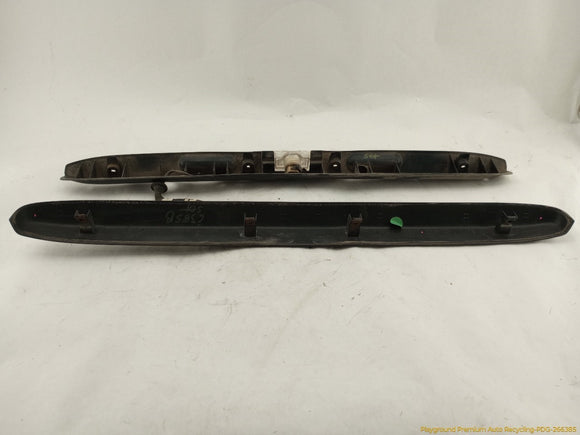 Jeep Cherokee Rear Tailgate License Plate & Handle  Assembly