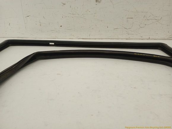 Jeep Cherokee Set Of Door Window Glass Run Seal Weatherstrips