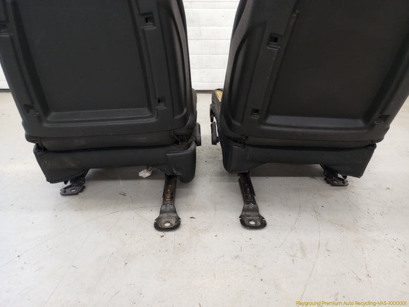 Hummer H3 Pair Of Front Seats