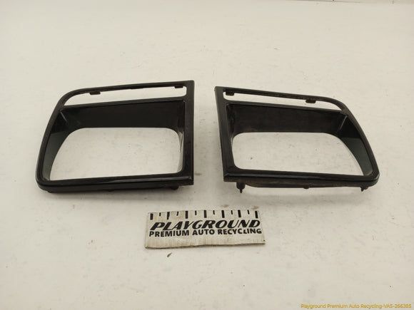 Jeep Cherokee Pair Of Headlight Lamp Bezel Trim