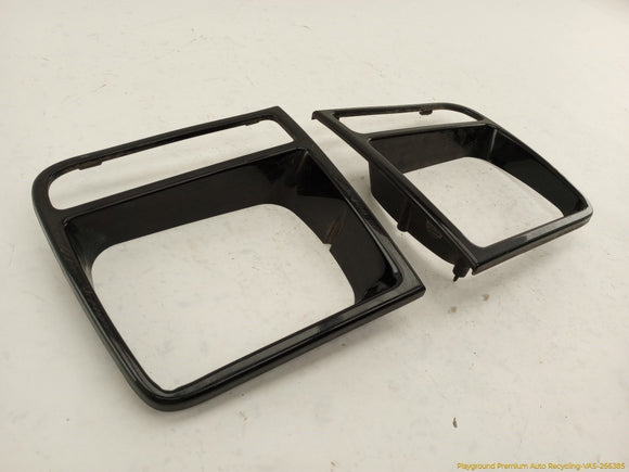 Jeep Cherokee Pair Of Headlight Lamp Bezel Trim