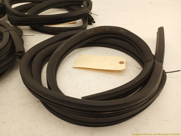 Jeep Cherokee Set Of Car Side Door Seal Weatherstrips