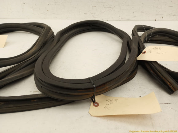 Jeep Cherokee Set Of Car Side Door Seal Weatherstrips