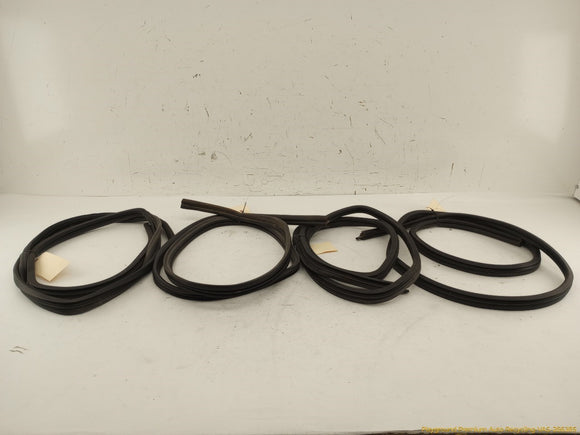 Jeep Cherokee Set Of Car Side Door Seal Weatherstrips