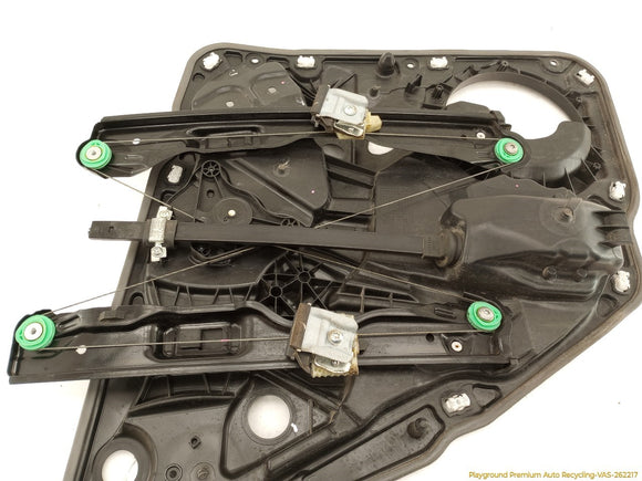 Porsche Cayenne Passenger Rear Right Door Window Regulator