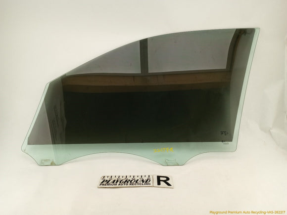 Porsche Cayenne Passenger Front Right Door Glass