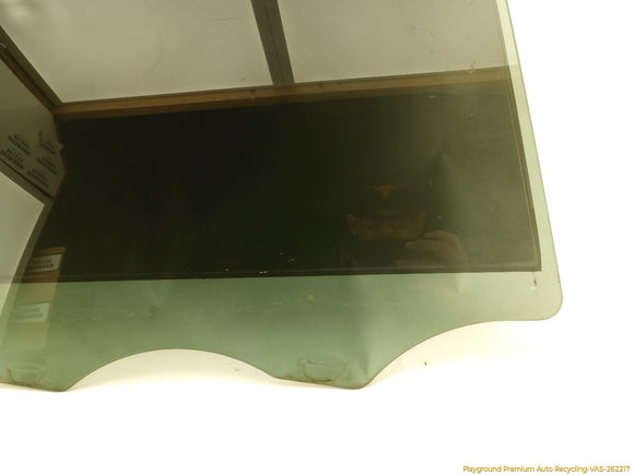 Porsche Cayenne Passenger Rear Right Door Glass