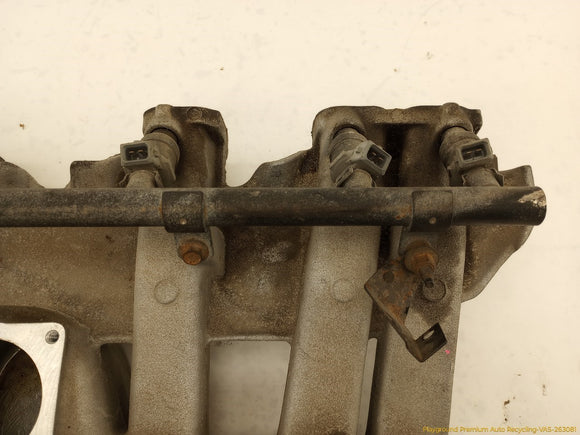 Jeep Cherokee Intake Manifold With Fuel Rail