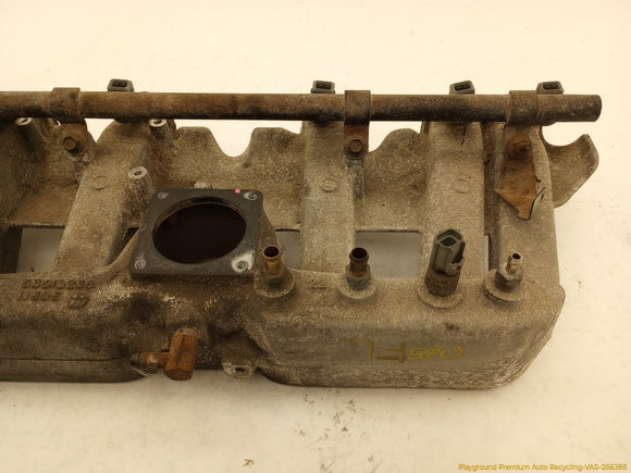 Jeep Cherokee Intake Manifold With Fuel Rail