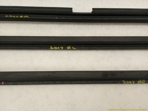 Porsche Cayenne Set Of Inner Window Seal Weatherstrips
