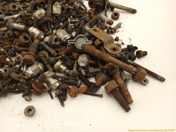 Jeep Cherokee Dismantling Hardware Fasteners Bolts & Nuts