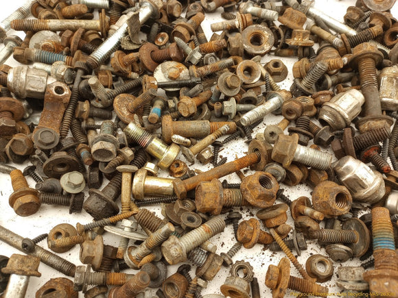 Jeep Cherokee Dismantling Hardware Fasteners Bolts & Nuts