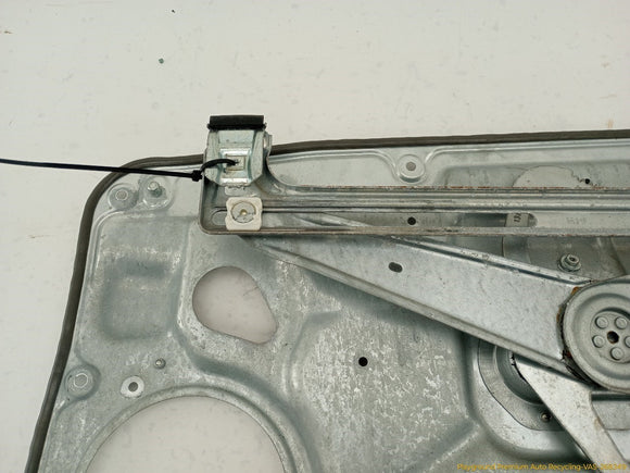 Volvo XC70 Driver Left Front Window Regulator