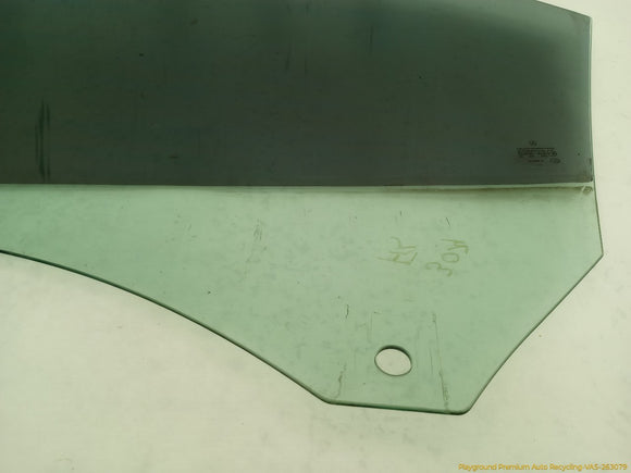 Mercedes SLK350 Passenger Right Front Door Window Glass