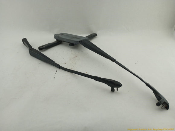 Porsche Cayenne Pair Of Windshield Wiper Arms