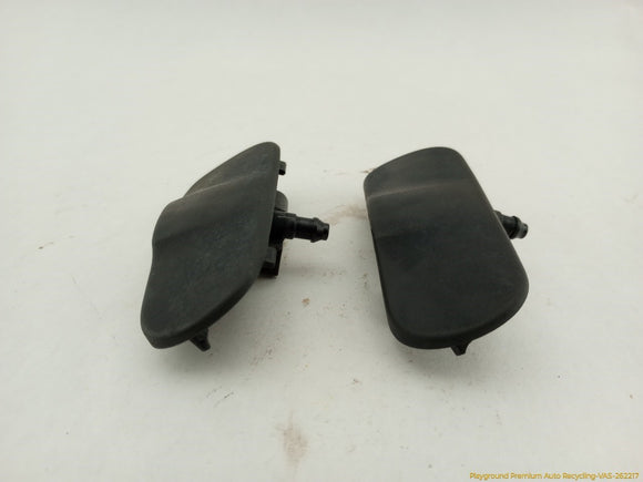 Porsche Cayenne Pair Of Windshield Wiper Nozzles