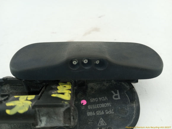 Porsche Cayenne Pair Of Windshield Wiper Nozzles