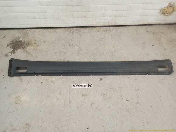 Porsche Cayenne Passenger Right Rocker Panel Side Skirt