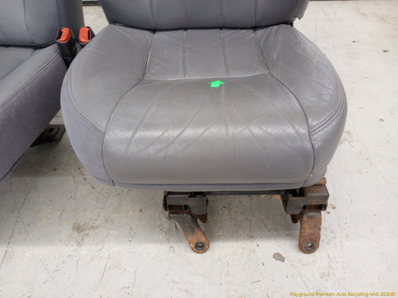 Jeep Cherokee Pair Of Front Seats