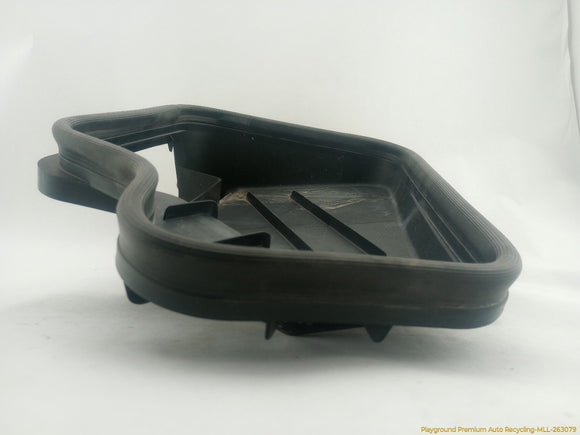 Mercedes SLK350 Air Duct Cowl Cover