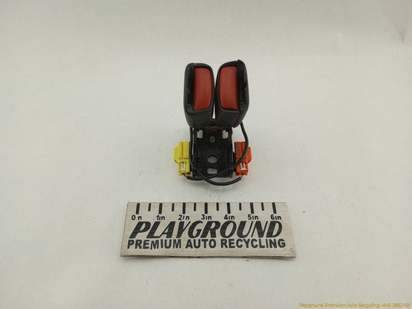 Volvo XC70 Rear Seat Belt Buckle