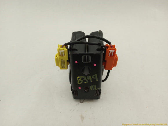 Volvo XC70 Rear Seat Belt Buckle