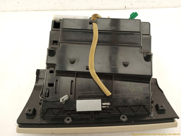 Volvo XC70 Glove Box