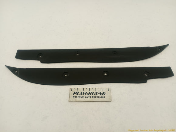 Porsche Cayenne Pair Of Front Fender Trim Cover