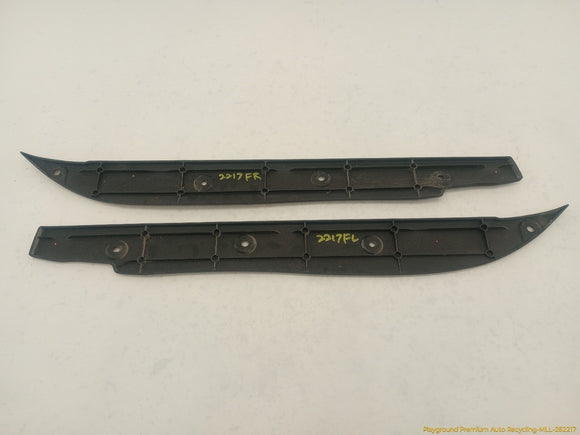 Porsche Cayenne Pair Of Front Fender Trim Cover