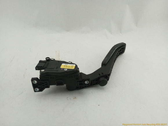 Porsche Cayenne Accelerator Gas Pedal