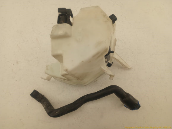 Volvo XC70 Windshield Washer Reservoir
